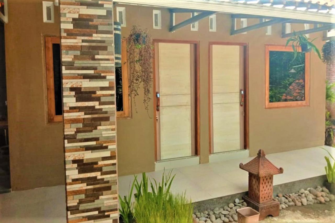 Penginapan Rudi Bantul Bagian luar foto